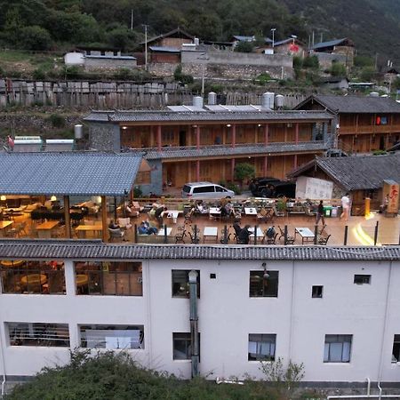 Tiger Leaping Gorge Tea Horse Gasthaus Σάνγκρι-Λα Εξωτερικό φωτογραφία