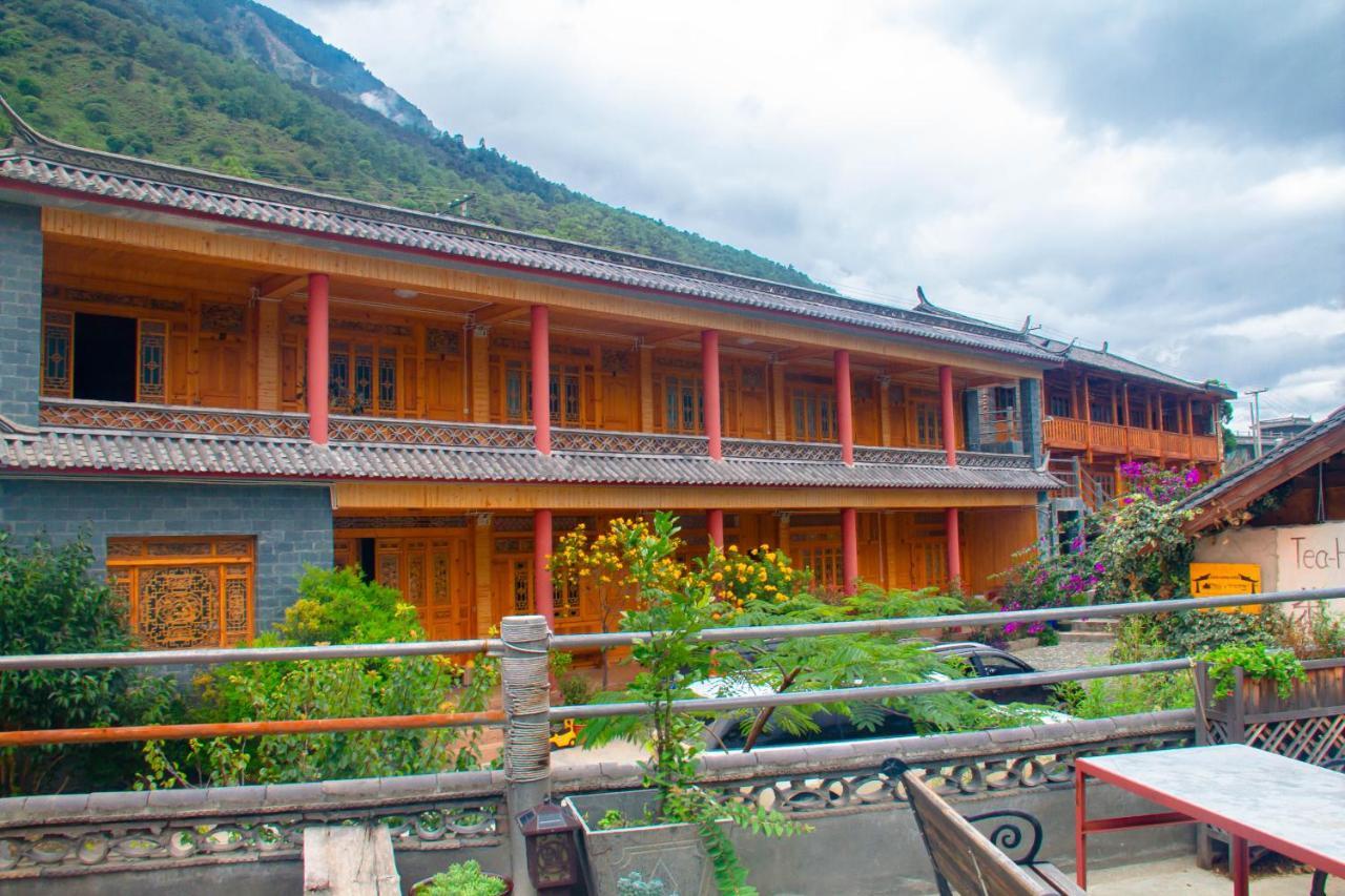 Tiger Leaping Gorge Tea Horse Gasthaus Σάνγκρι-Λα Εξωτερικό φωτογραφία