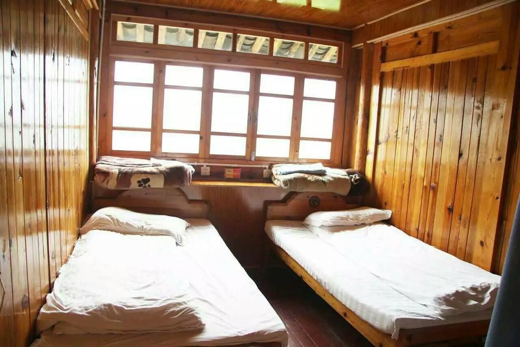 Tiger Leaping Gorge Tea Horse Gasthaus Σάνγκρι-Λα Εξωτερικό φωτογραφία